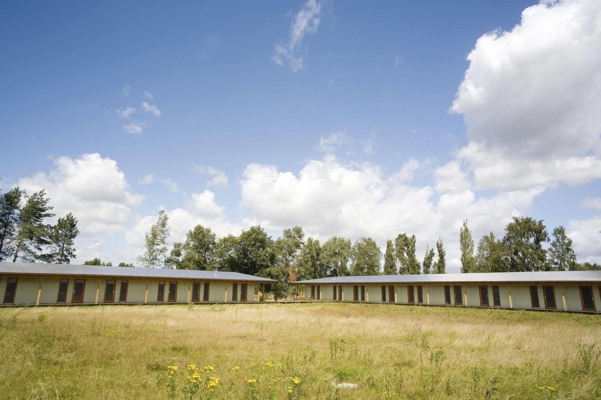 Hotelcamp Reinsehlen Schneverdingen Bagian luar foto